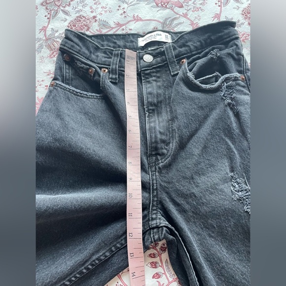 Abercrombie Curve Love 90s Straight Ultra High Rise Jeans Black Distressed 00 24 - Picture 11 of 12